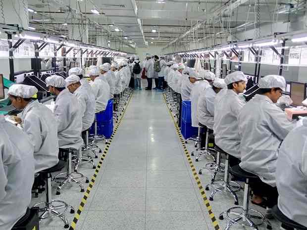 Samsung to Invest in Smart Manufacturing at Noida Mobile Phone Plant